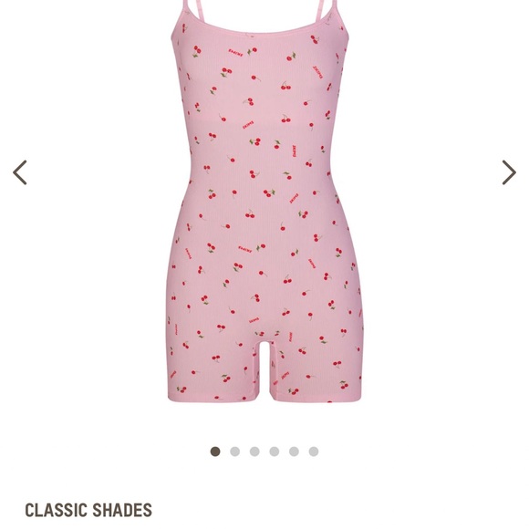 Skims cherry blossom onesie size large - Picture 4 of 9